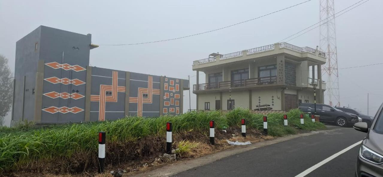 Bromo Semesta Guesthouse Probolinggo Luaran gambar