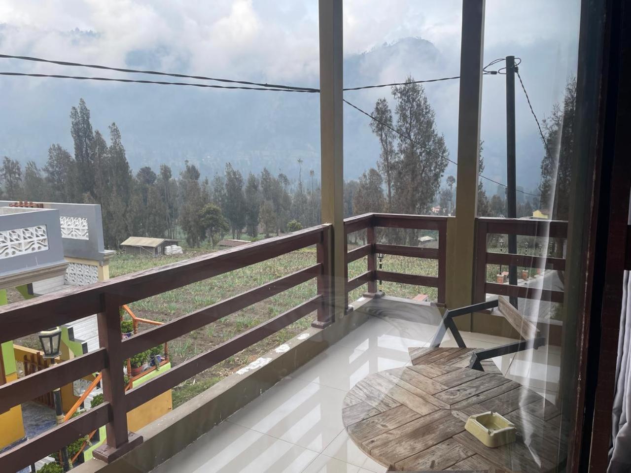 Bromo Semesta Guesthouse Probolinggo Luaran gambar